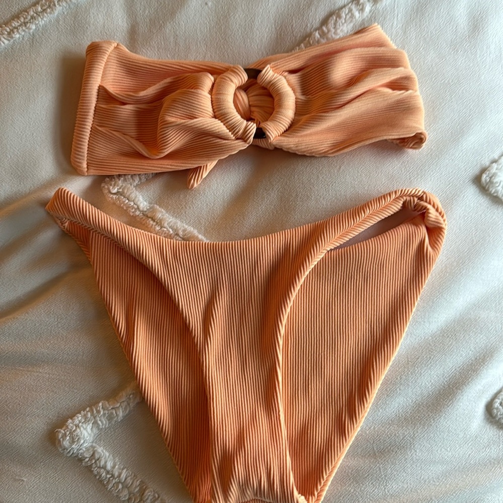 Kulani Kinis Strapless Bandeau